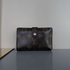 Louis Vuitton Brown Monogram Kisslock Wallet